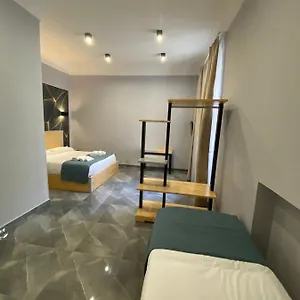 Be Italian Flat Sanfelice Naples